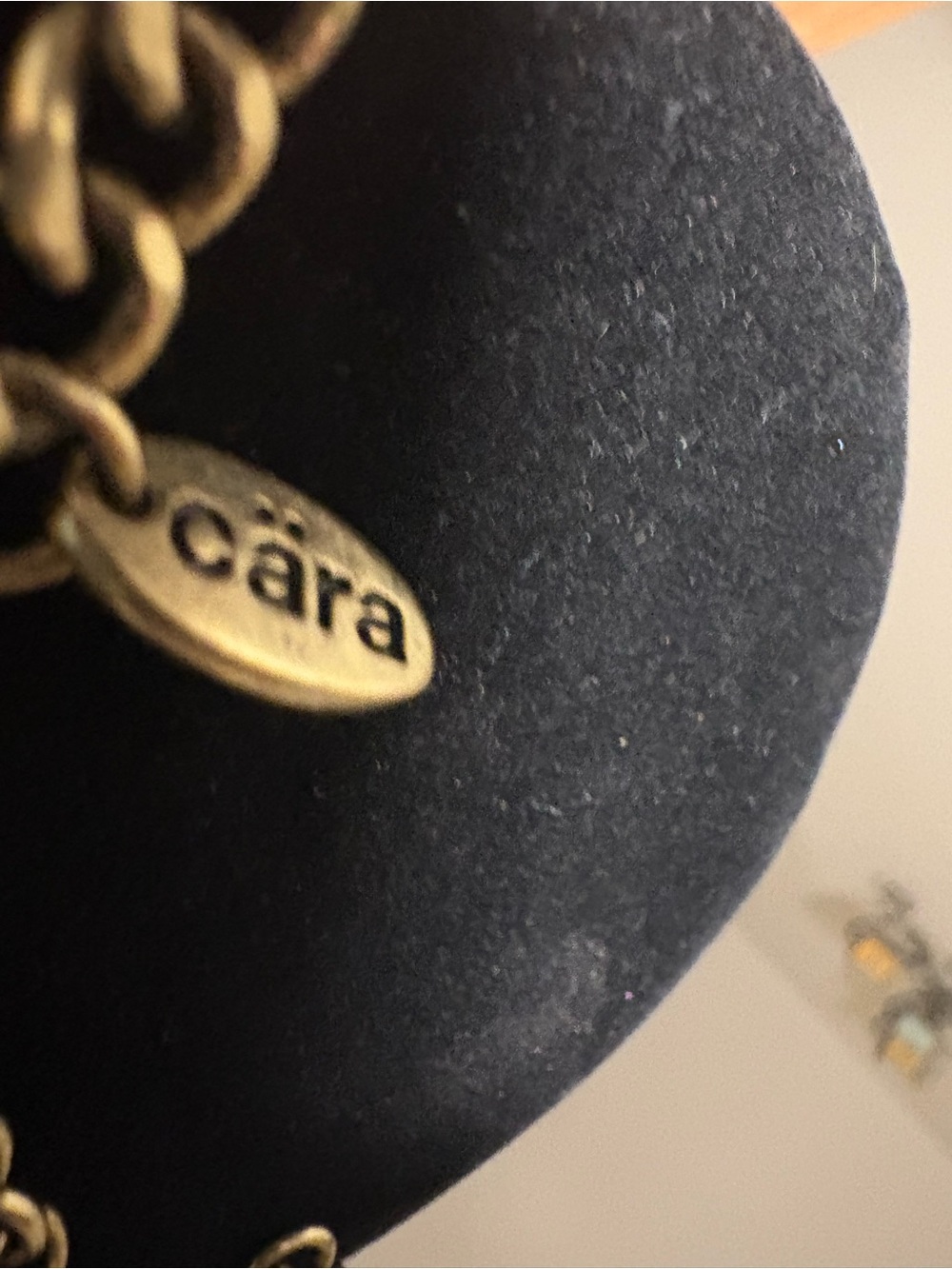 Cära Elegant Cream Teardrop Statement Necklace - Picture 5 of 5